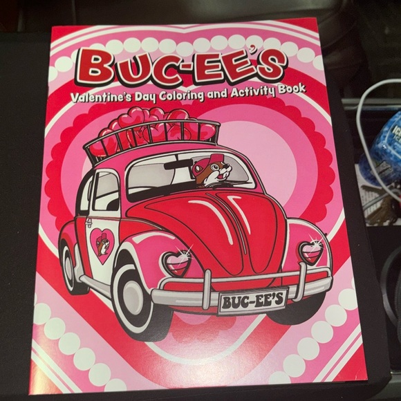 Buc-ee's | 2025 Valentine's Day 32 page Coloring /Activity Book w/ bonus crayons - Picture 4 of 5